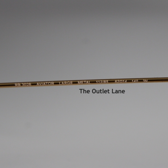 Model Display Ray-Ban Aviator Purple Mirror RB3025 - Picture 11 of 16